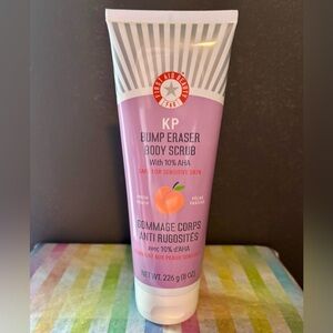 First Aid Beauty KP Bump Eraser Body Scrub